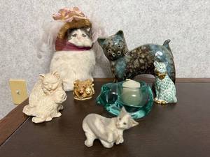 lot 88 image: Collection of 7 Cat Figurines Including Ceramic, Resin, Glass, and Faux Fur