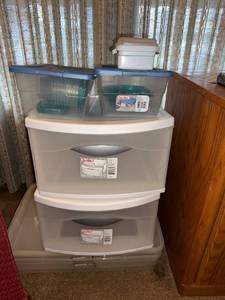 lot 104 image: Sterilite Storage Drawer Tower and Assorted Plastic Totes