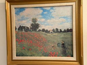 lot 112 image: Framed Monet Poppy Field Print with Gold Frame, 20x18 Inches