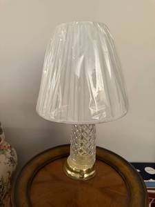 lot 186 image: Crystal Table Lamp with Brass Base and Pleated Shade