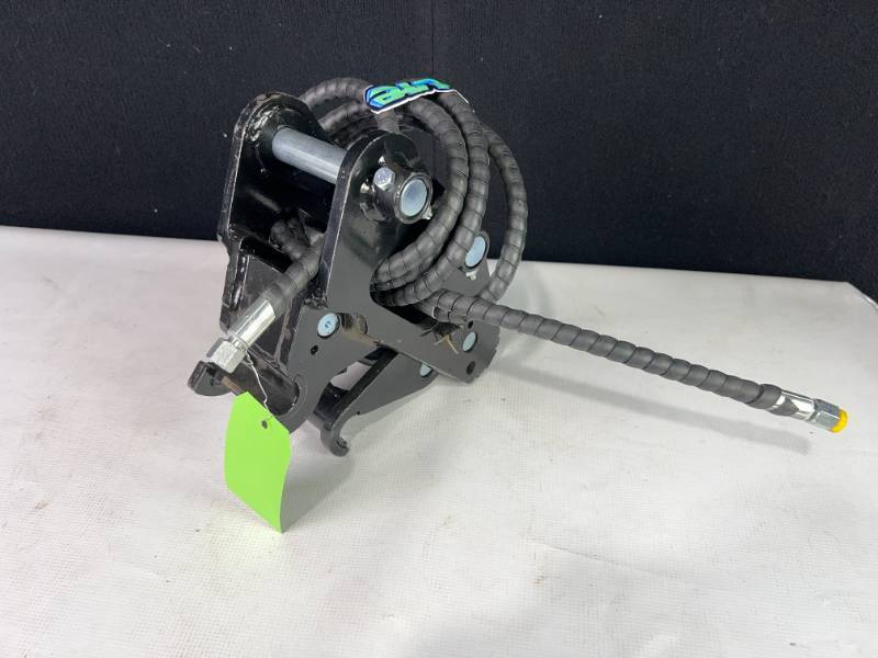 lot 6639 image: FUTURE Quick Coupler for Mini Excavator