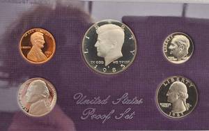 lot 16 image: 1985 United States Proof Set