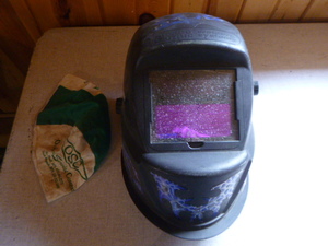 lot 69 image: Chicago Electric Welding Helmet