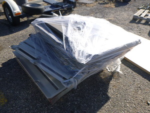 lot 97 image: Suncast Horizontal Shed