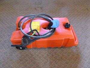 lot 108 image: Scepter Gas Can on Wheels