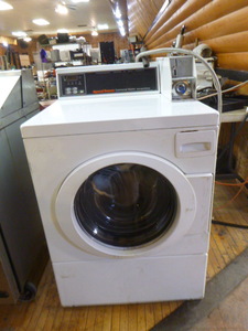 lot 129 image: Speed Queen Commercial Coin Operated Wash Machine