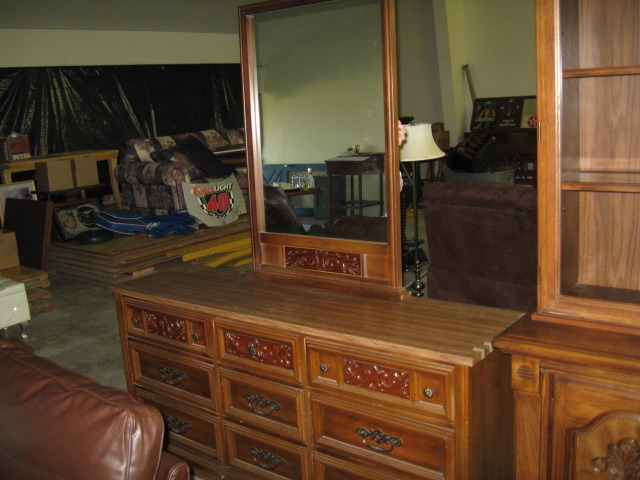9 Drawer Dresser With Mirror