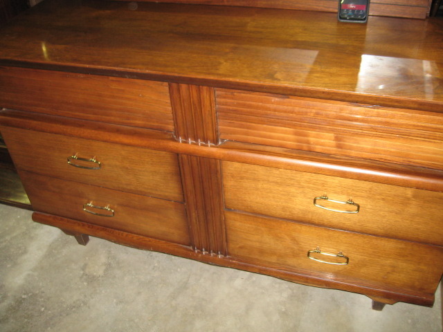 6 Dove tail Drawer Dresser with mirror