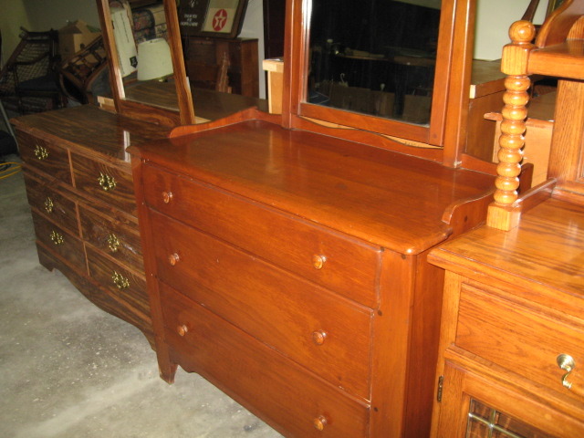 Antique 3 Drawer Dresser with Mirror