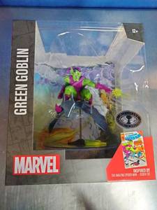 lot 47 image: McFarlane Toys Marvel Green Goblin Platinum Edition 110 scale posed figure