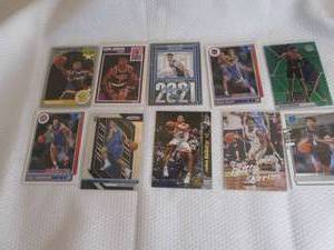 lot 21 image: Assorted Basketball Rookie Cards...