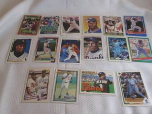 lot 27 image: Assorted Bo Jackson Cards...