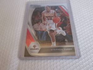 lot 33 image: 2020-21 Prizm Stephen Curry Card...