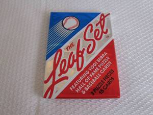 lot 34 image: 1990 Leaf Baseball Wax Packs...