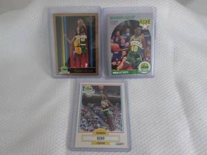 lot 102 image: 1990-91 Hoops & Fleer Shawn Kemp Ro...