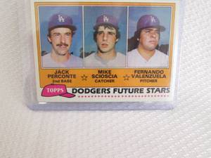 lot 105 image: 1981 Topps  Fernando Valenzuela Ro...