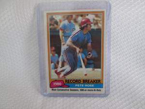 lot 108 image: 1981 Topps Pete Rose Record Breaker...