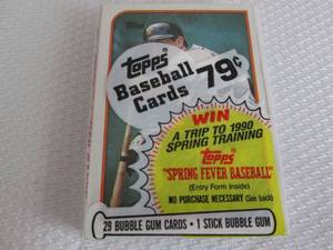 lot 166 image: 1989 Topps Cello Pack Will Clark Ca...