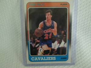 lot 172 image: 1988-89 Fleer Mark Price Rookie Car...