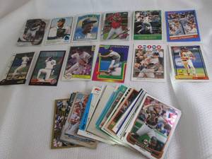 lot 180 image: Assorted Baseball Star Cards...