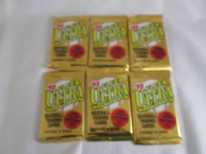 lot 194 image: 1992 Fleer Ultra Baseball Packs...