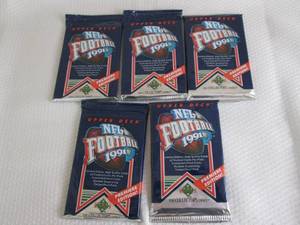 lot 201 image: 5 1991 Upper Deck Football Packs...