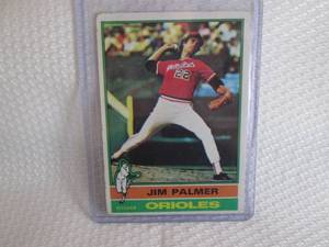lot 230 image: 1976 Topps Jim Palmer Card...