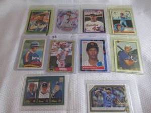 lot 232 image: Assorted Baseball Rookie Cards...