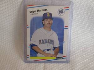 lot 343 image: 1988 Fleer Edgar Martinez Rookie Ca...
