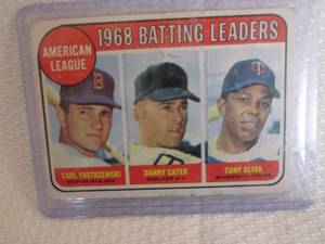 lot 357 image: 1969 Topps Yastrzemski & Oliva Batt...