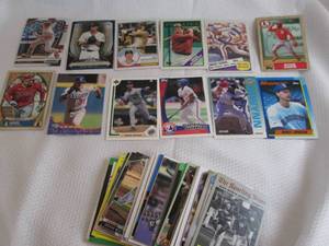 lot 403 image: 60 Assorted Baseball Star Cards...