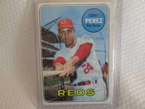 lot 416 image: 1969 Topps Tony Perez Card...