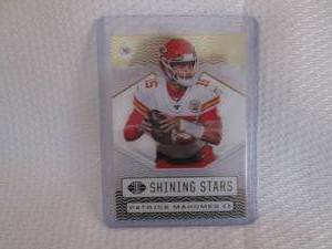 lot 440 image: 2020 Illusions Patrick Mahomes Shin...
