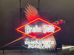 lot 1 image: Grain Belt Beer neon sign, Pheasants Forever, Like NEW, hot item