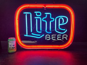 lot 121 image: Lite Beer