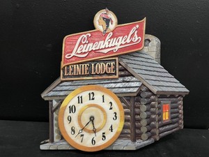lot 139 image: Leinenkugels Beer, Leinie Lodge clock