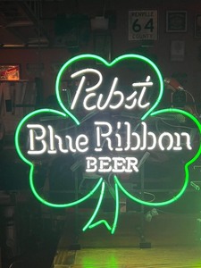 lot 184 image: Pabst Blue Ribbon Beer neon sign with shamrock