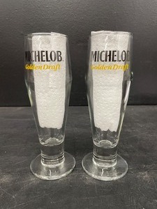 lot 189 image: Michelob Golden Draft pilsner glasses, lot of 2