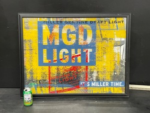 lot 215 image: MGD Light mirror, NOS