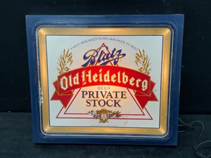 lot 236 image: Blatz Private Stock vintage illuminated sign from Nyes Polonaise Room