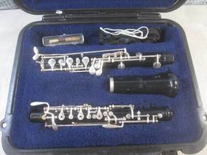 lot 9 image: (D-3) Selmer Oboe with Case...