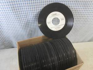 lot 26 image: (CS) Assortment of Vintage 45 RPM R...