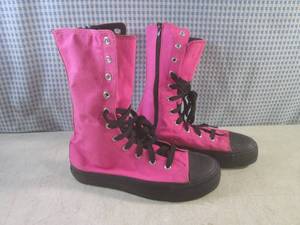 lot 81 image: (BSB) Pair of Demonia Deviant-201 H...