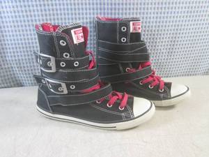 lot 82 image: (CSB) Pair of Converse All Star Hig...