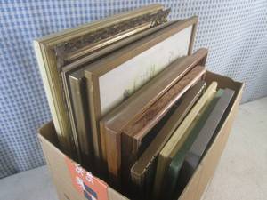 lot 92 image: (CSB) Assorted Smaller Vintage Fram...