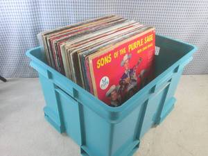 lot 94 image: (EC1) Assorted RecordsAlbums...