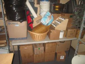 lot 131 image: (RMT) Assortment of Unclaimed Unsol...