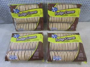 lot 150 image: (B-1) 4 Packages of Fudge Creme Coo...