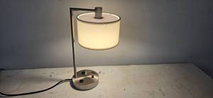 lot 21 image: Bedside Lamp from a shutdown Hotel