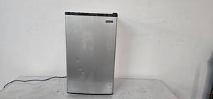 lot 4 image: Magic Chief Mini Frige with Freezer with Dimensions of 19L x18 W x 33H (Used from a shutdown Hotel)